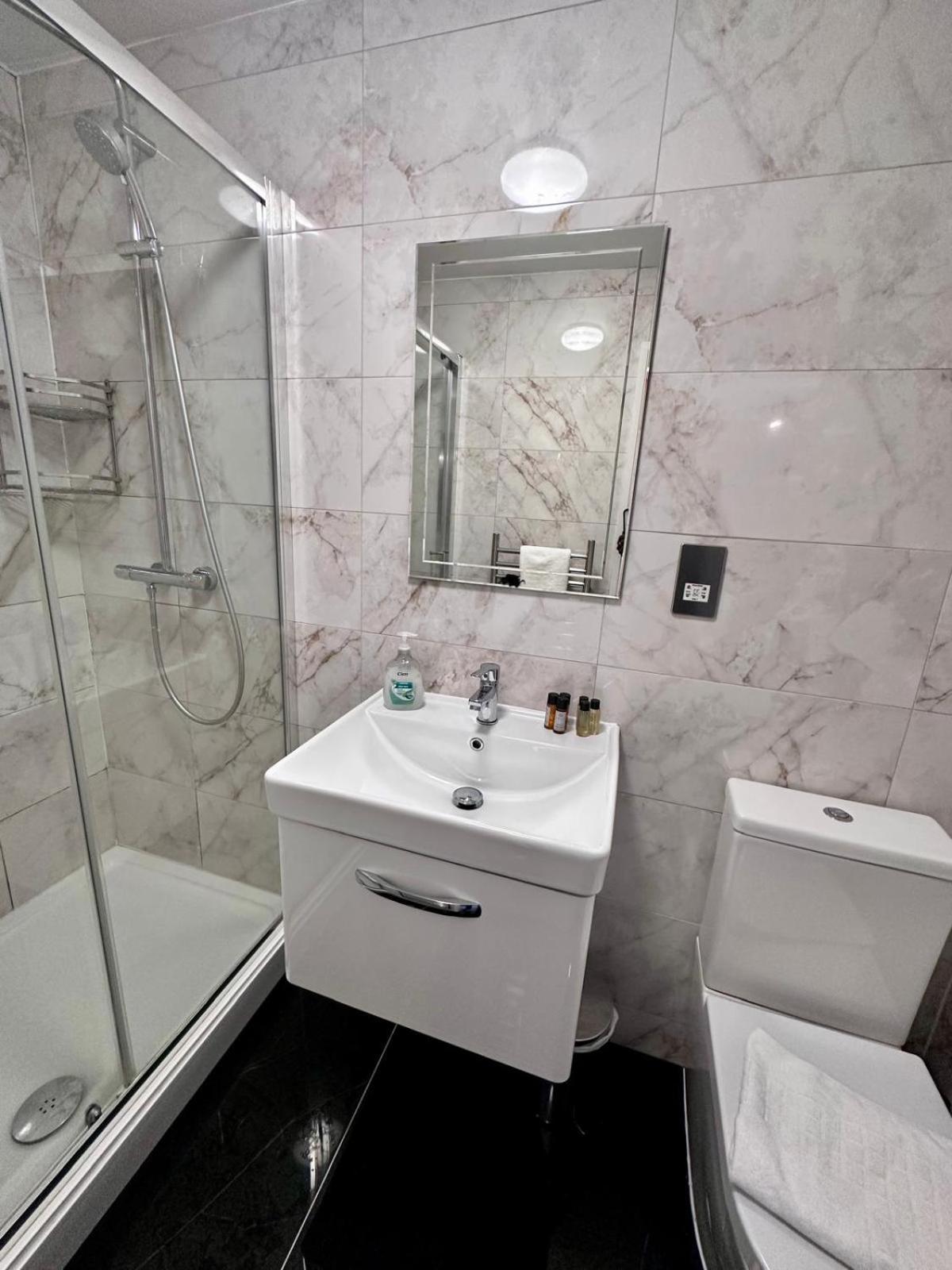 לונדון Acacia Hotel מראה חיצוני תמונה