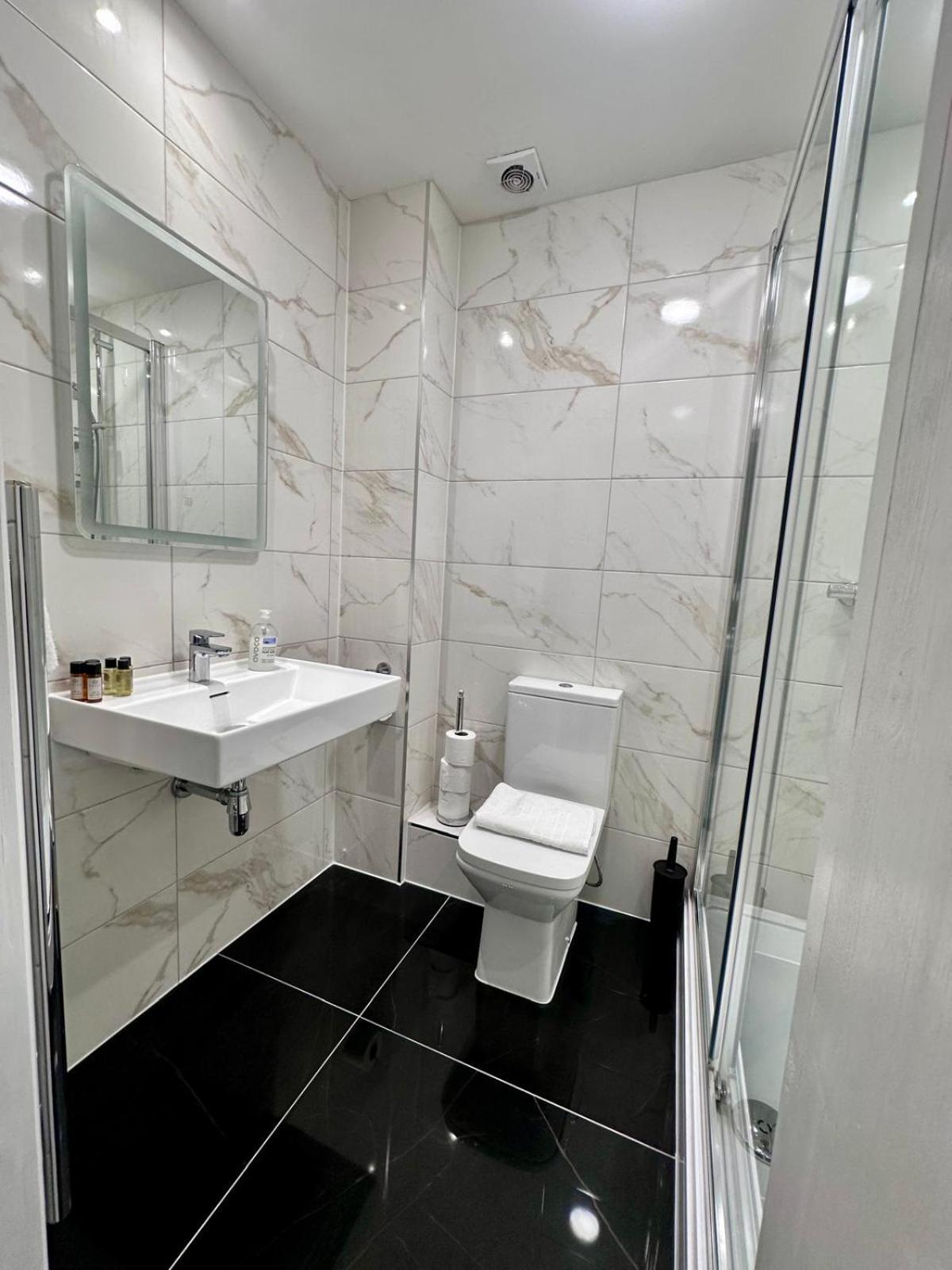 לונדון Acacia Hotel מראה חיצוני תמונה
